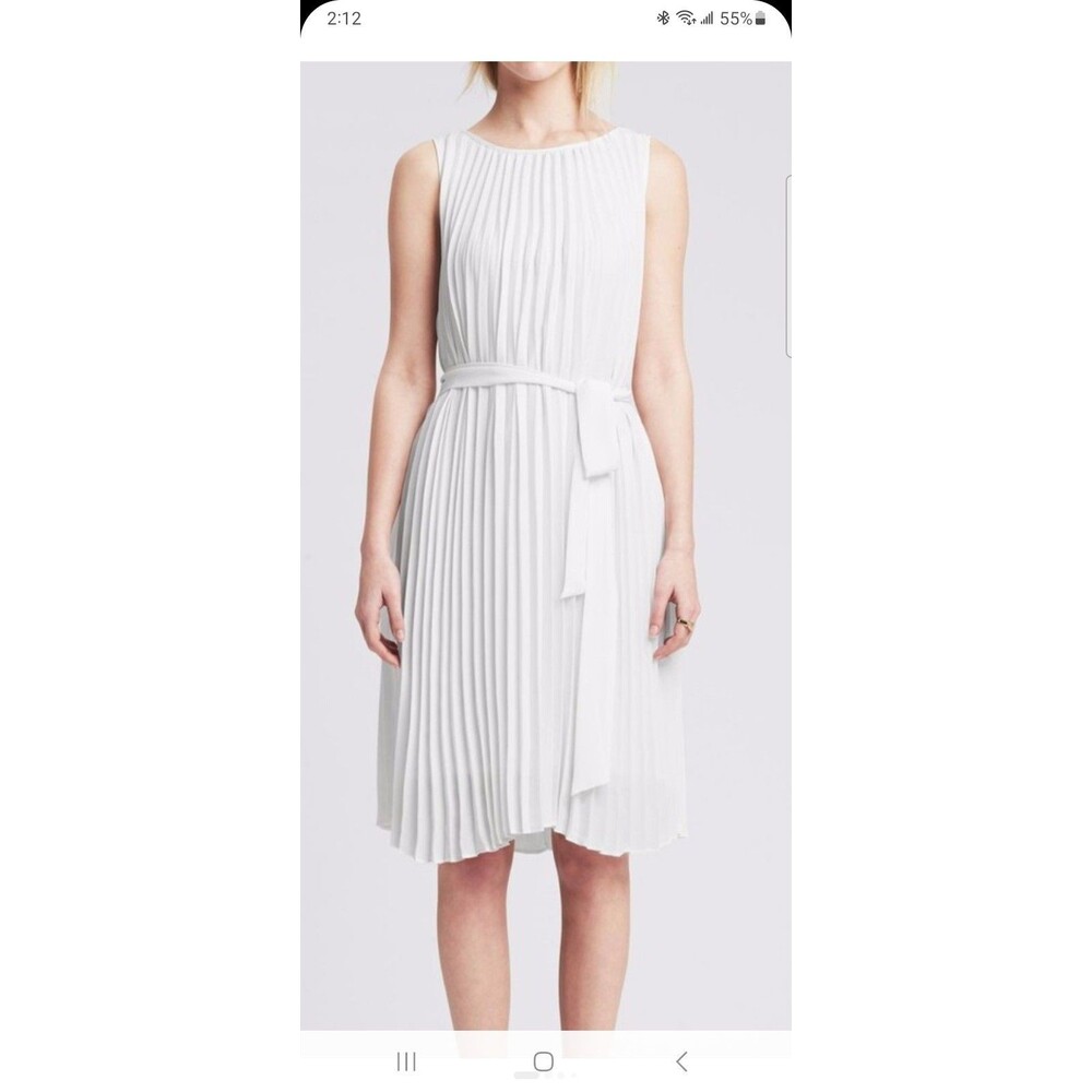 Banana Republic white trapeze dress 2 pleats sleeveless lined wedding graduation